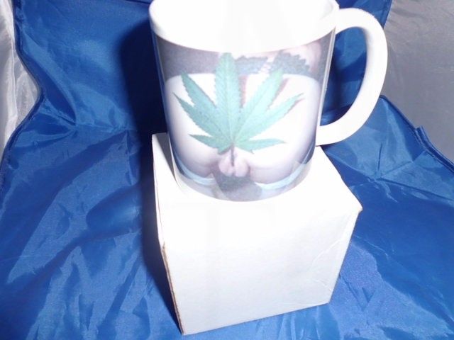 marijuana Leaf inside a womans vagina risque mug